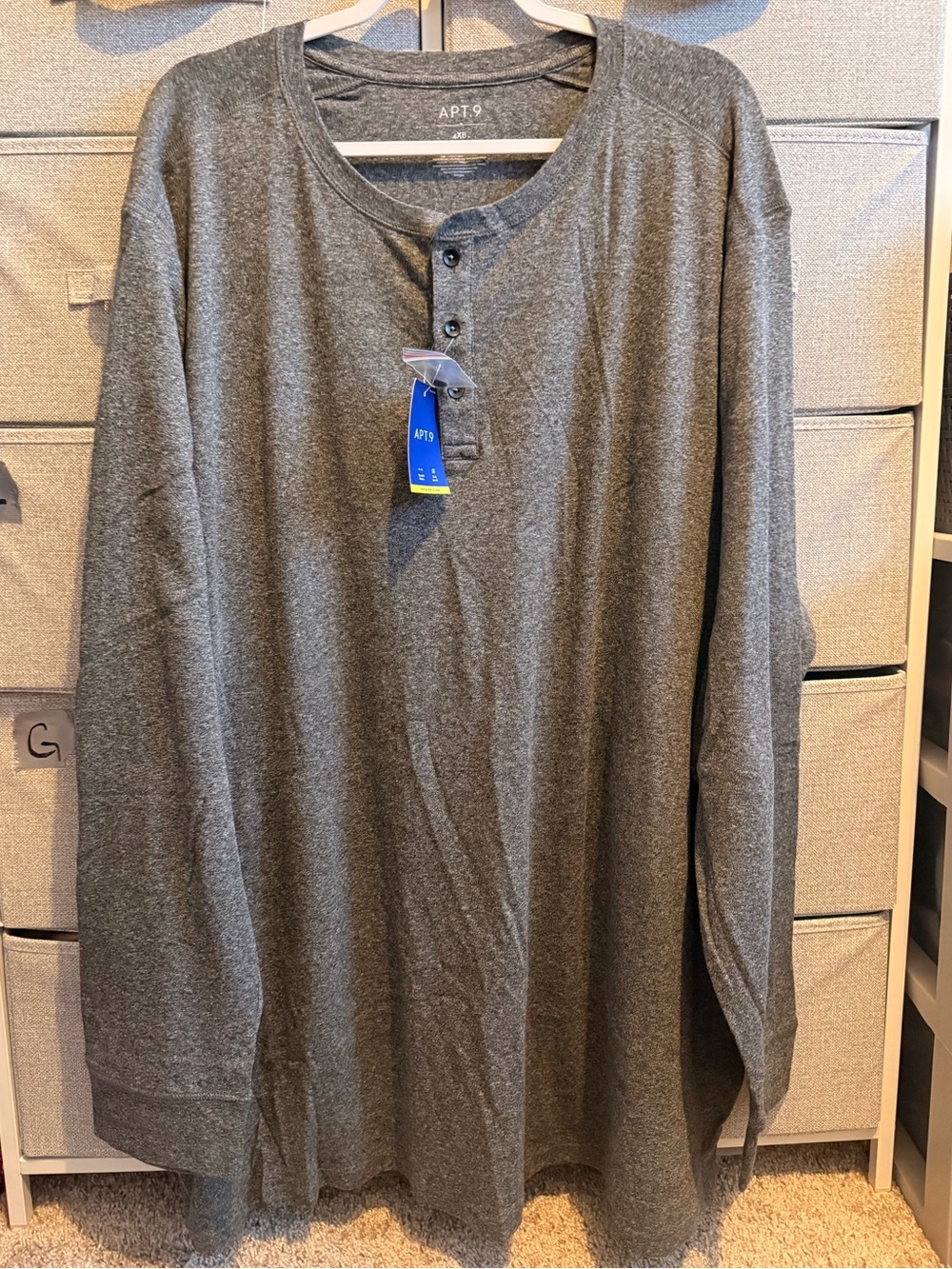 Apt. 9 MENS 4XB long sleeve Henley NWT